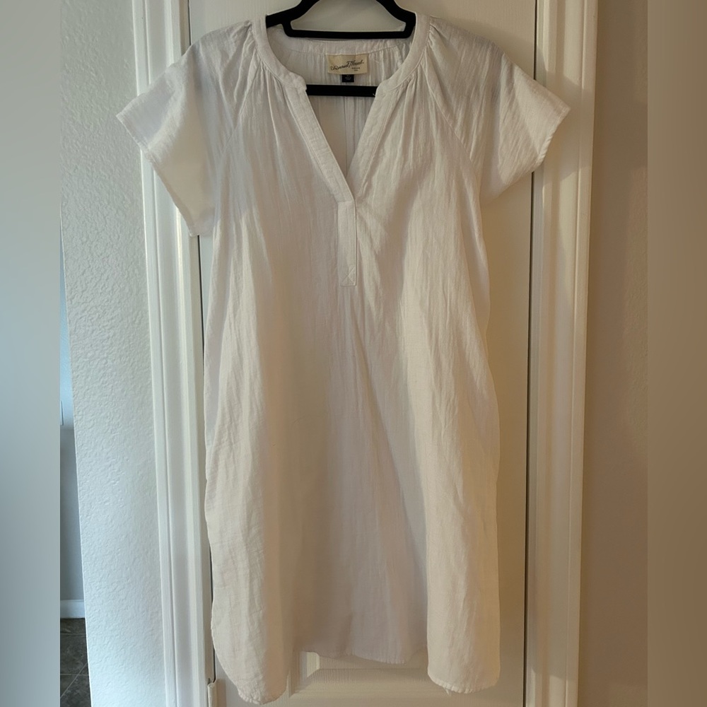 Universal Thread - Women’s XS White Gauze Linen Dress with Pockets